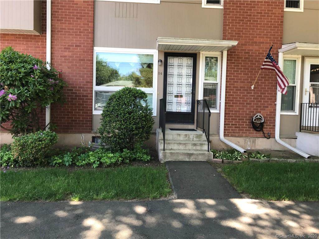 114 Worth Avenue - Photo 1