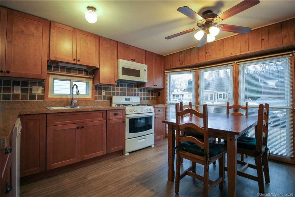 301 Buddington Road - Photo 1