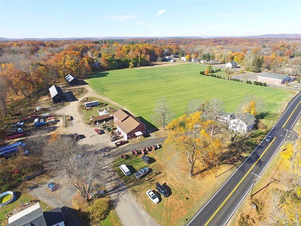 1531 Poquonock Avenue - Photo 1
