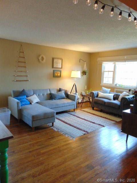 19 Sigwin Drive - Photo 1