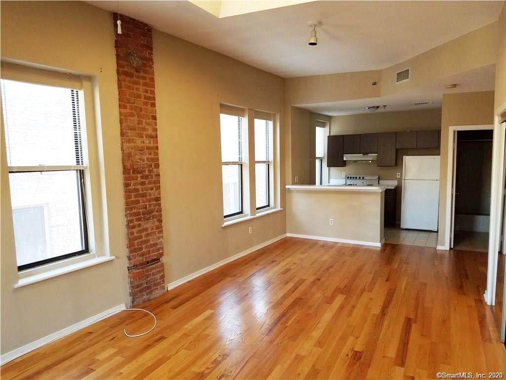83 Washington Street - Photo 1