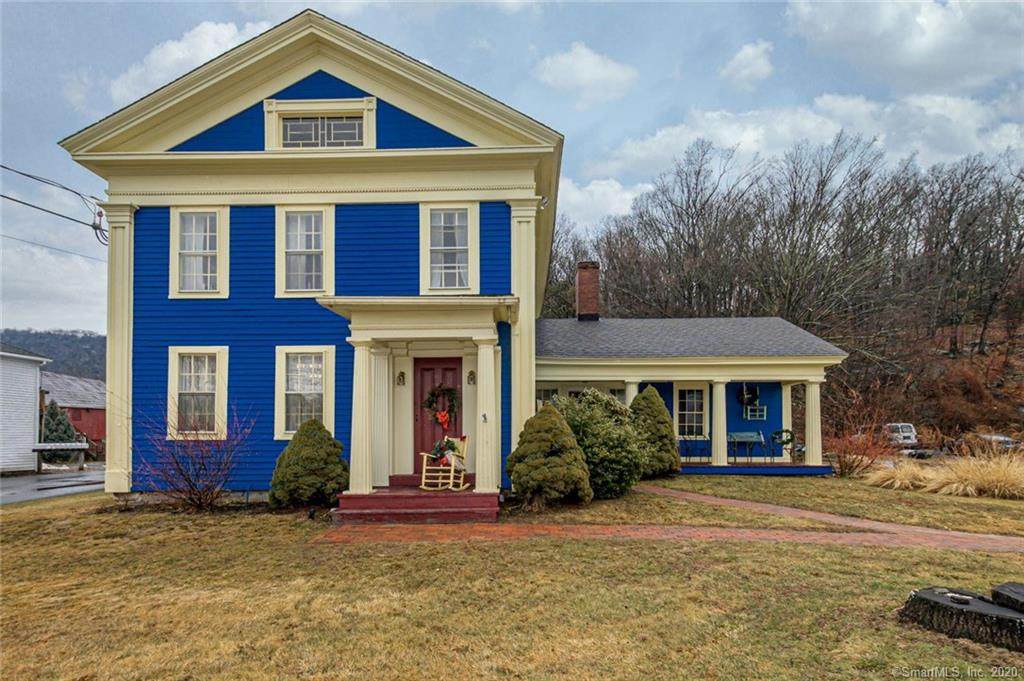 161 Albany Turnpike - Photo 1