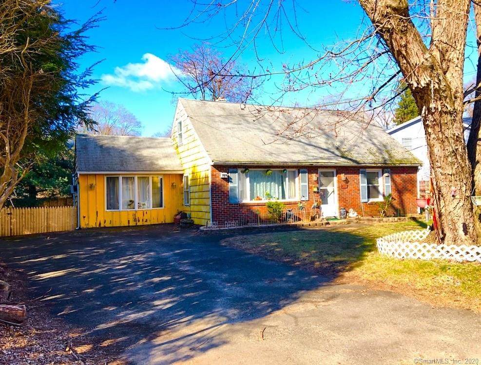 16 Fairchild Drive - Photo 1