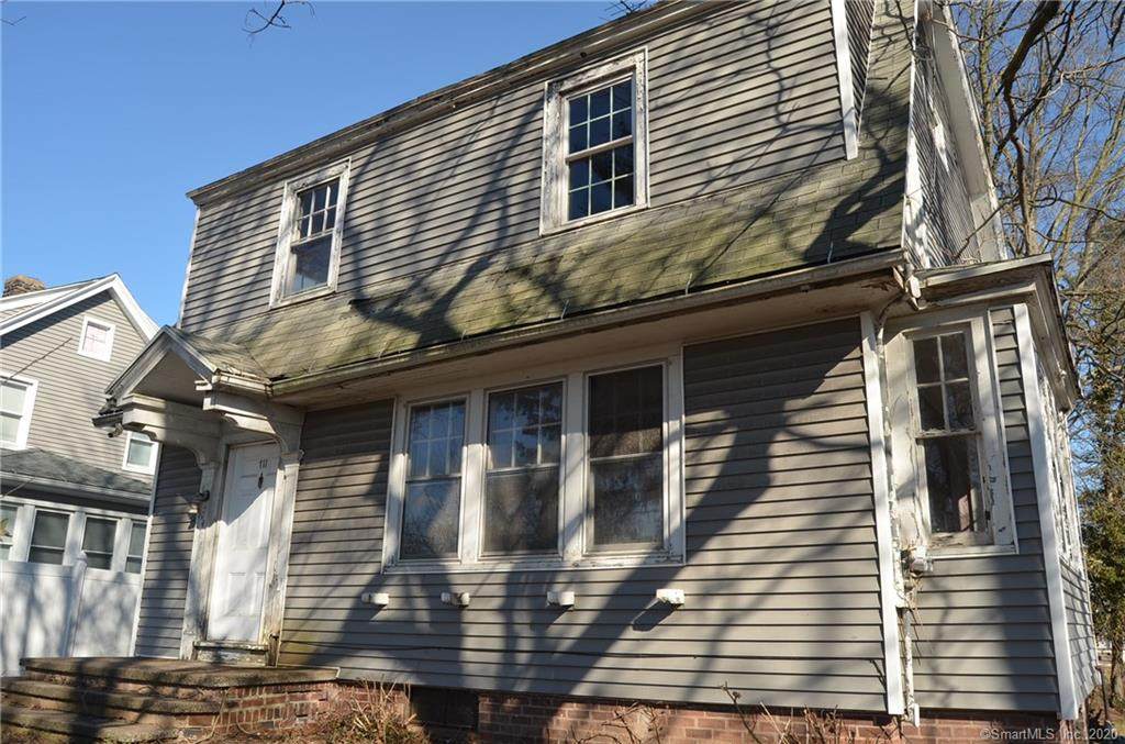 711 Woodward Avenue - Photo 1