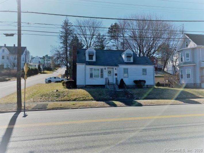 696 Howe Avenue - Photo 1 696 Howe Avenue - Photo 1
