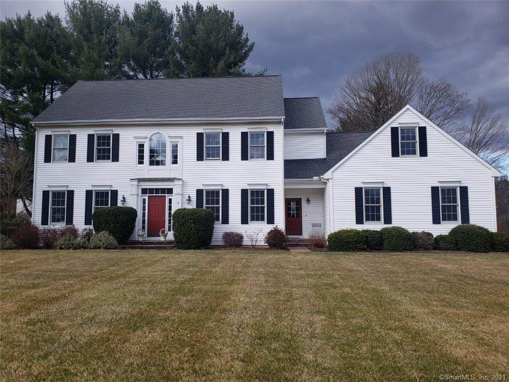 135 Hollister Drive - Photo 1