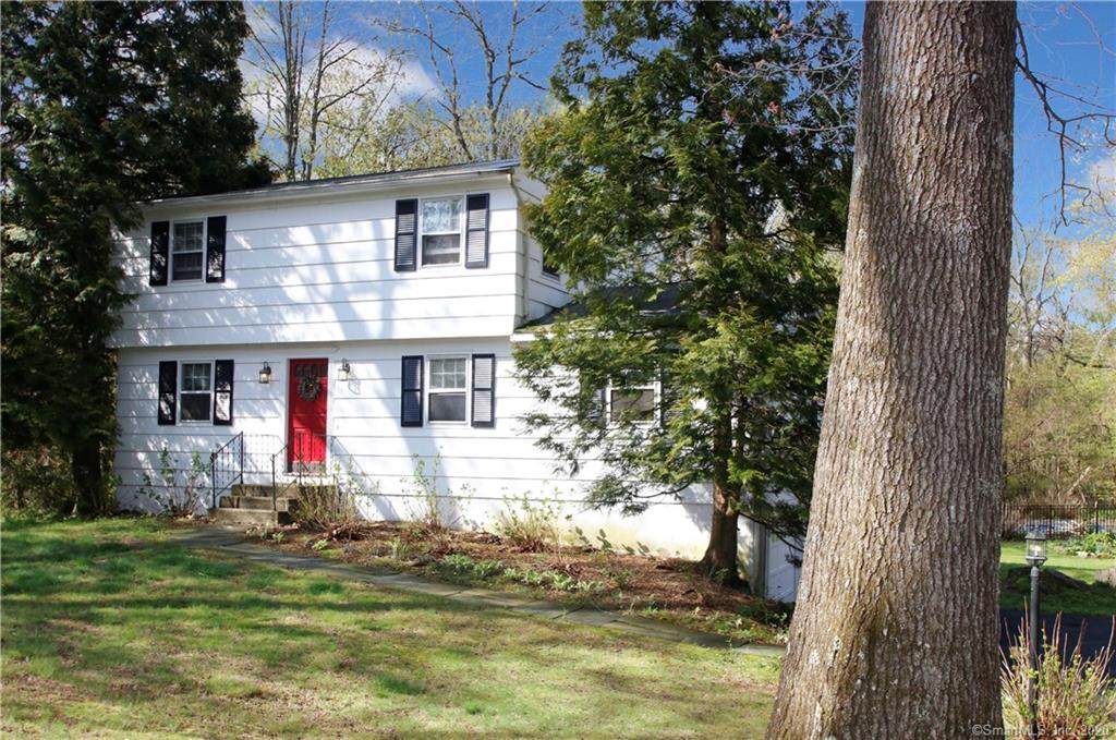 137 Head Of Meadow Road - Photo 1 137 Head Of Meadow Road - Photo 1
