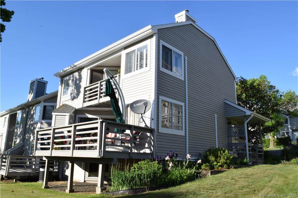675 Townsend Avenue - Photo 1