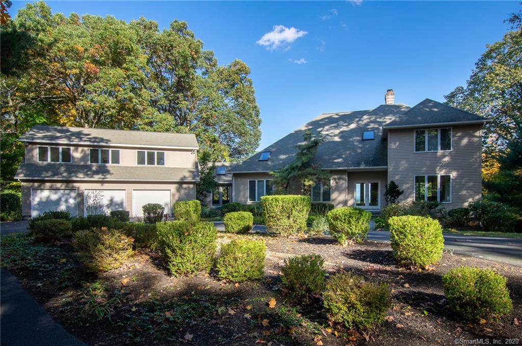 23 Stuart Drive - Photo 1