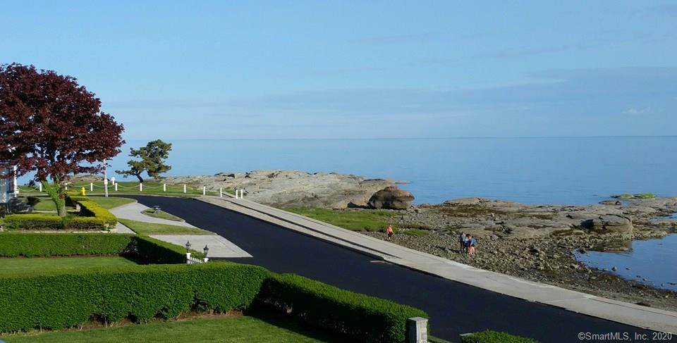 24 Seabreeze Avenue - Photo 1