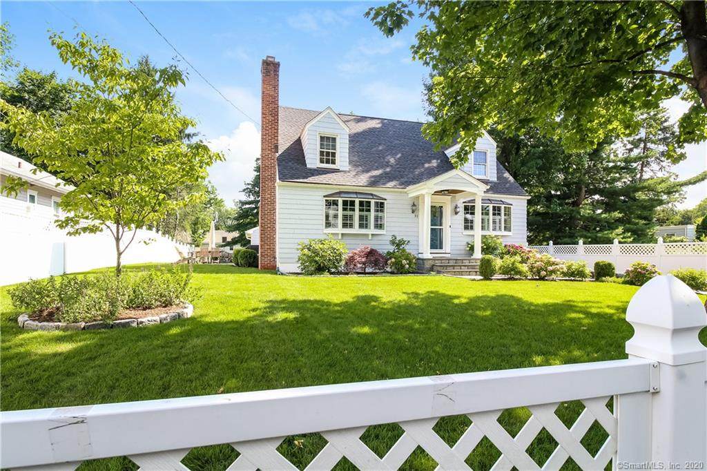 31 Patricia Lane - Photo 1