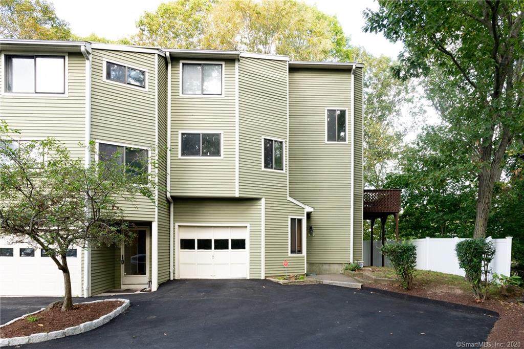 40 Foxon Hill Road - Photo 1
