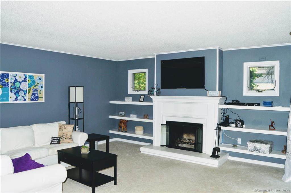8 Heritage Drive - Photo 1