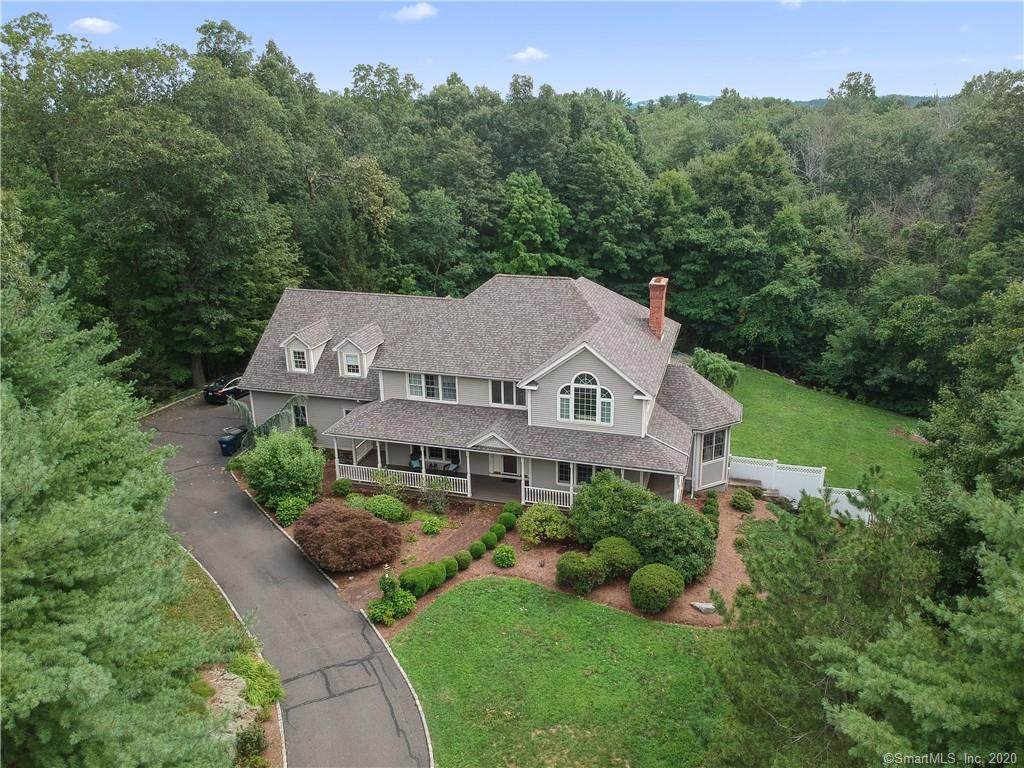 10 Woodstone Court - Photo 1
