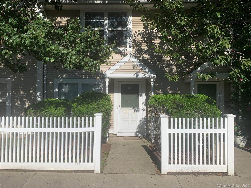 1 Southfield Avenue - Photo 1