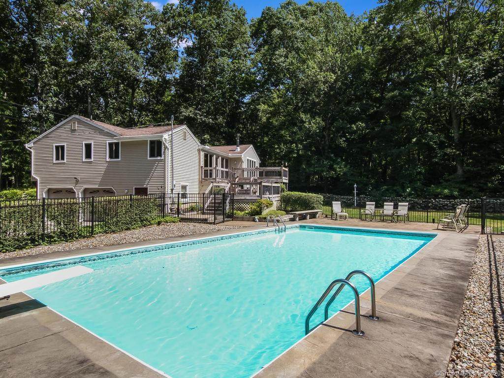 56 Kellogg Road - Photo 1