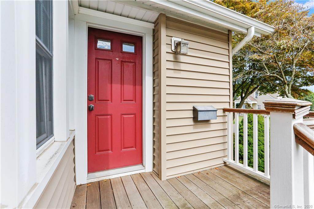 9 Beverly Place - Photo 1