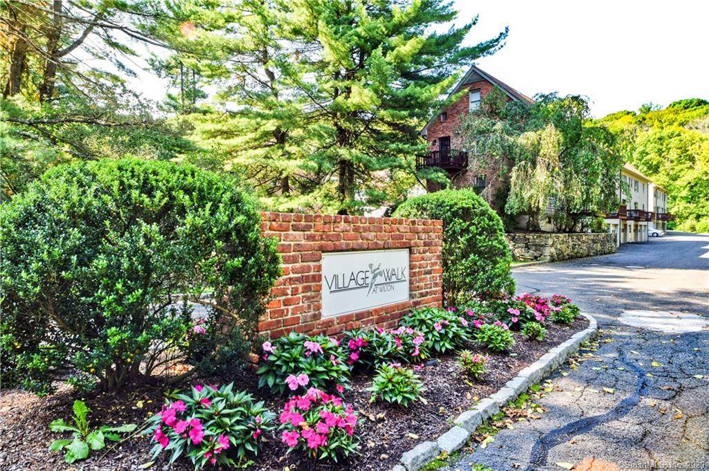29 Village Walk - Photo 1