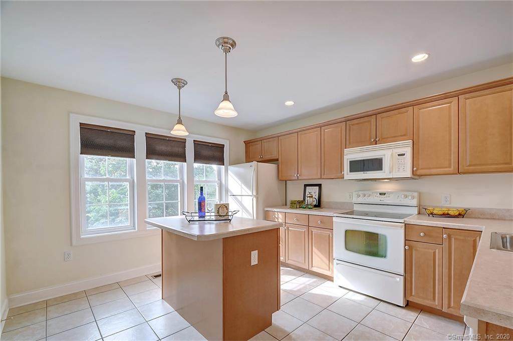 14 Paddock Lane - Photo 1