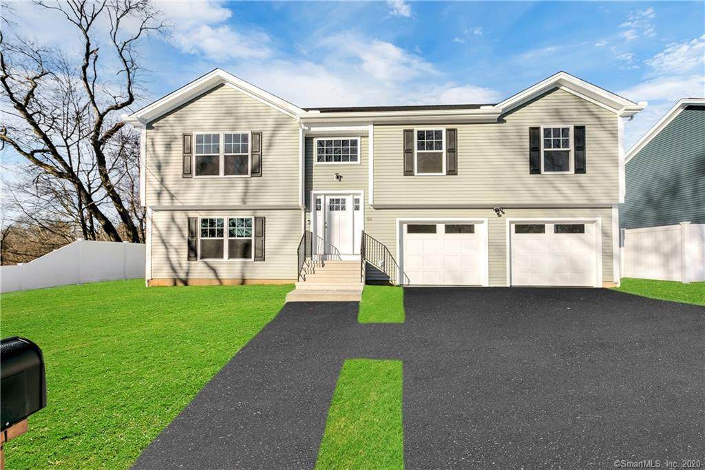 165 Lynncrest Drive - Photo 1
