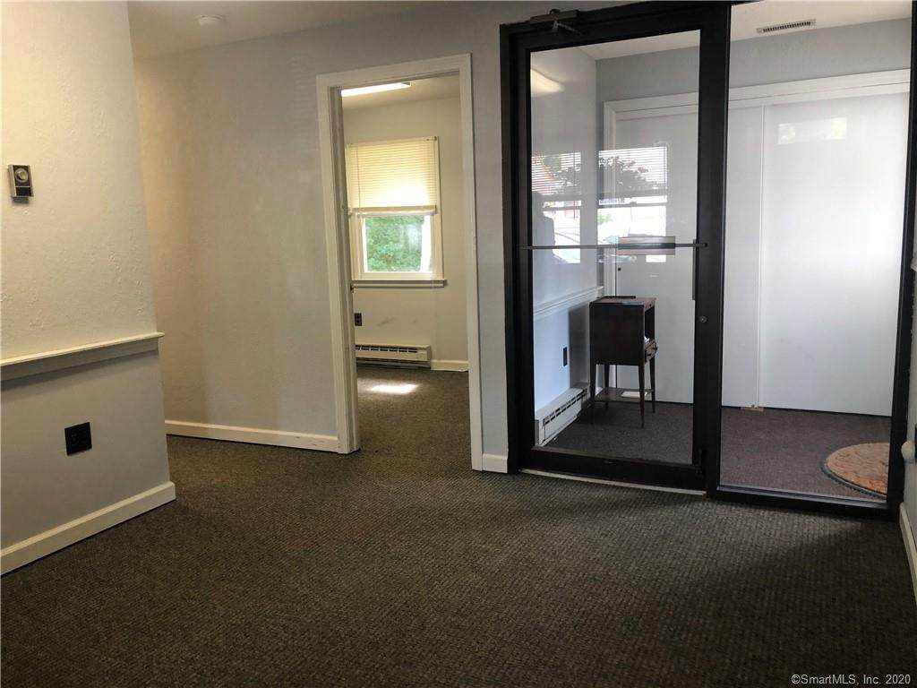 324-326 Albany Turnpike - Photo 1