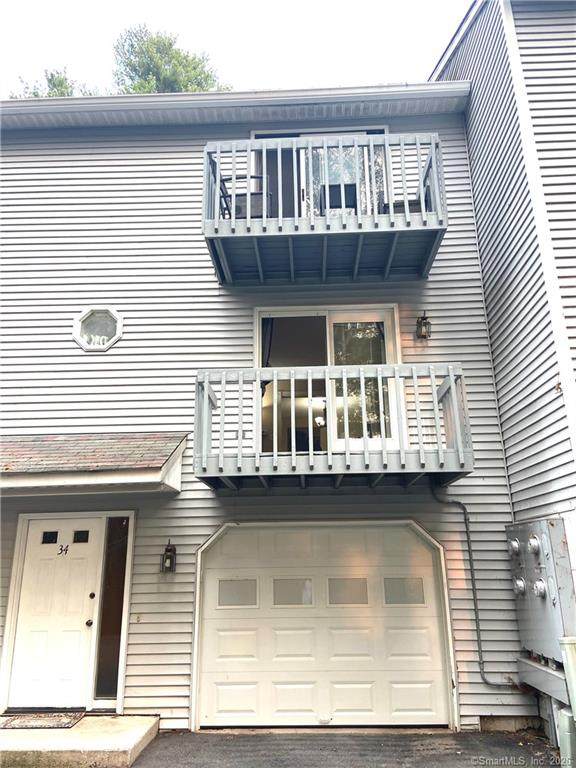 100 Northampton Lane - Photo 1