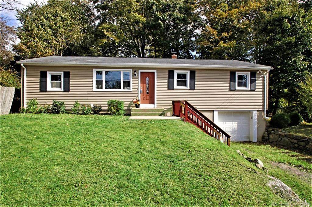 714 Maple Hill Road - Photo 1