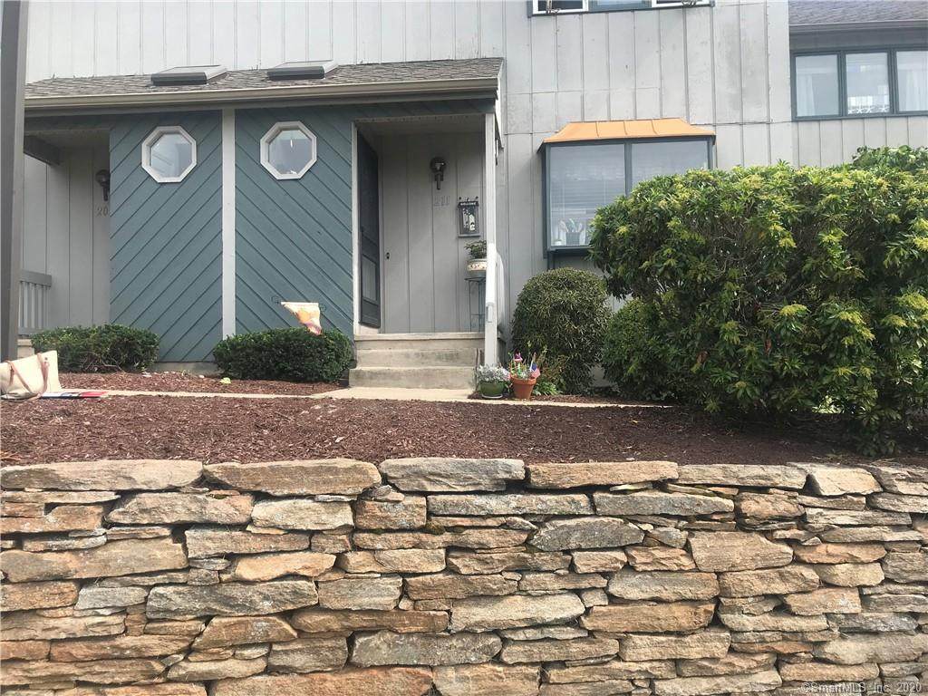 211 Skyview Drive - Photo 1