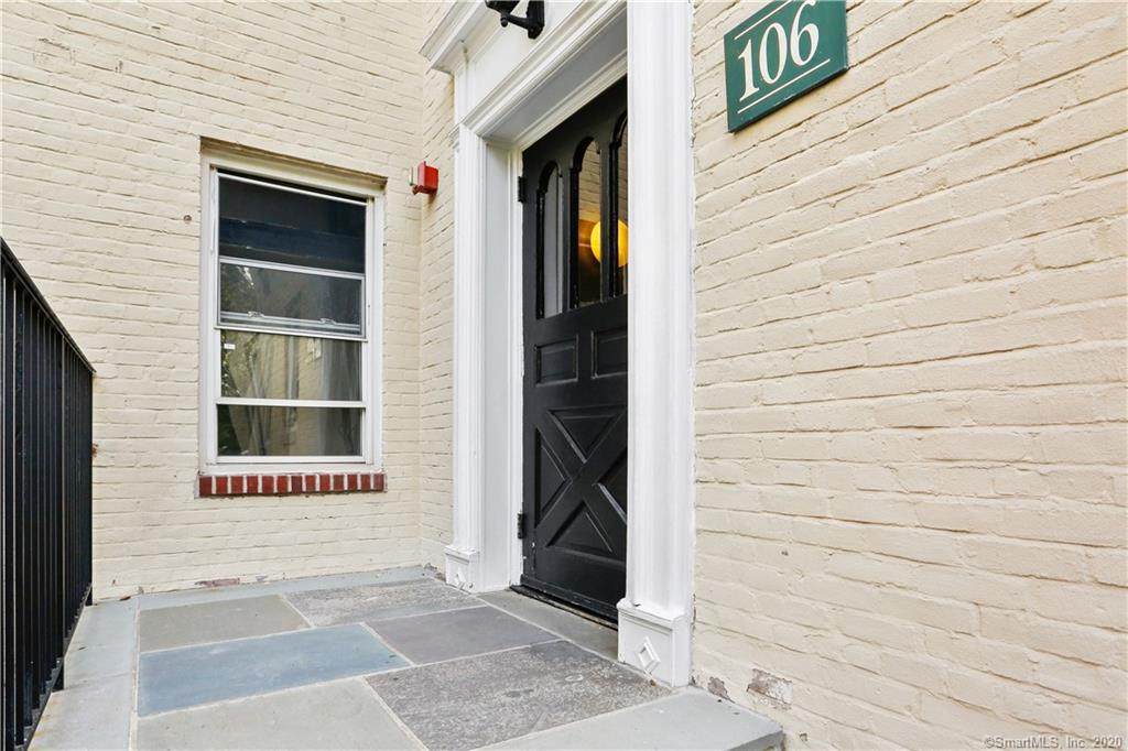 106 Woodside Green - Photo 1