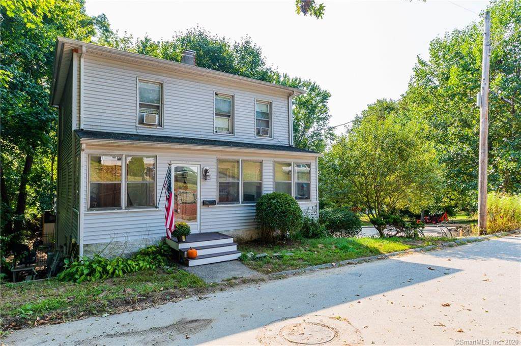 19 Carver Avenue - Photo 1