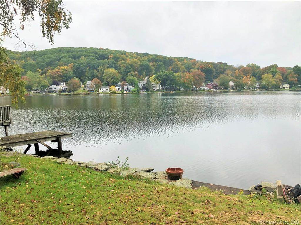 124 Lake Plymouth Boulevard - Photo 1