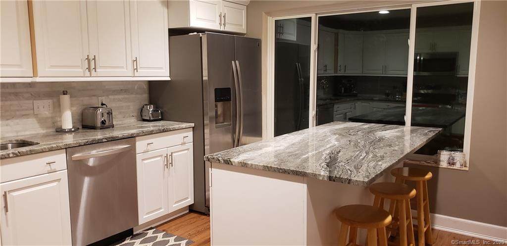 3 Oakwood Avenue - Photo 1
