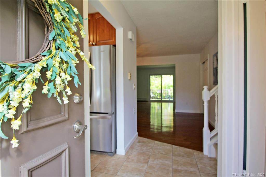 2 Locust Lane - Photo 1