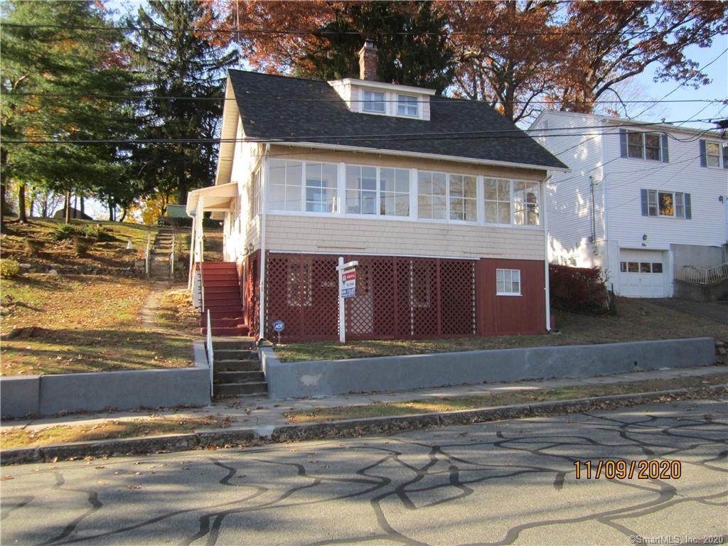 48 Vale Avenue - Photo 1