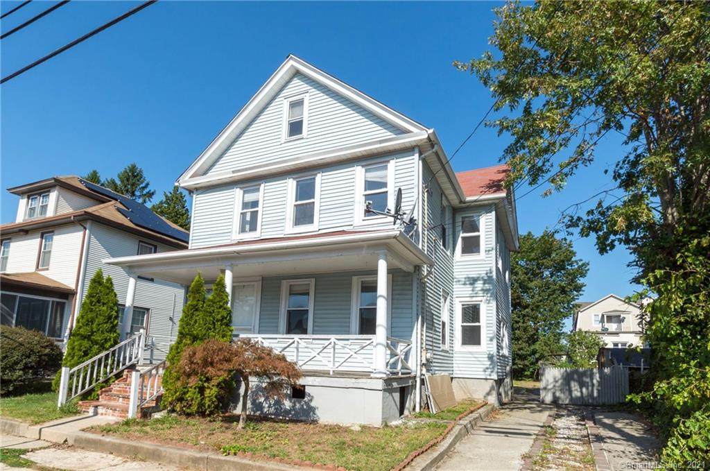 26 Woodmont Avenue - Photo 1