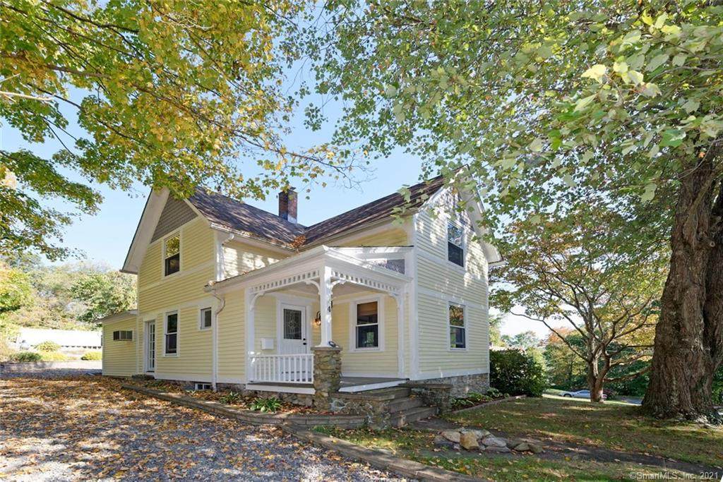 4 Crescent Street - Photo 1