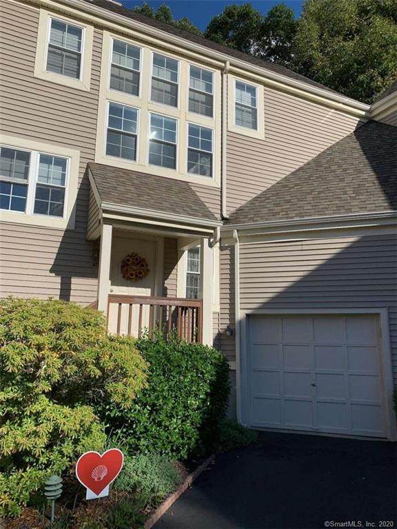 615 Foxboro Drive - Photo 1
