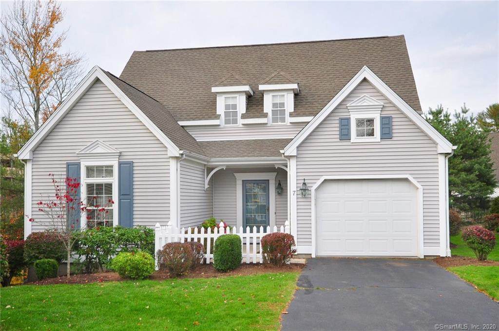 7 Sunflower Terrace - Photo 1
