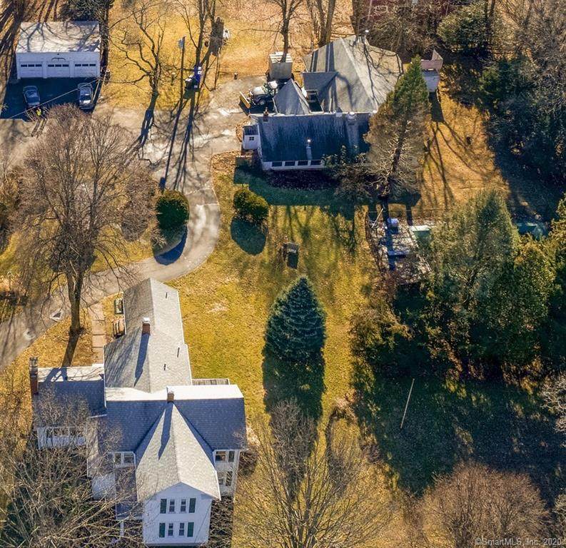 465 Hills Street - Photo 1