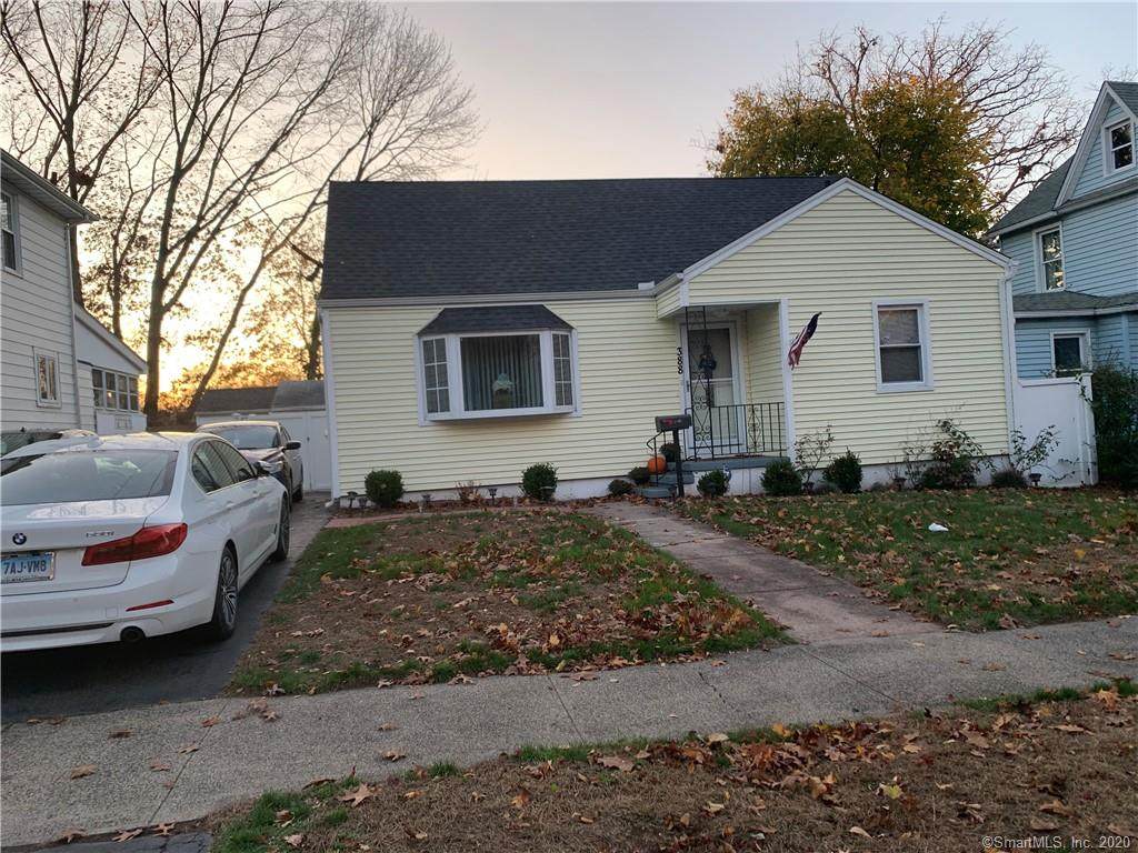 388 Kelsey Avenue - Photo 1
