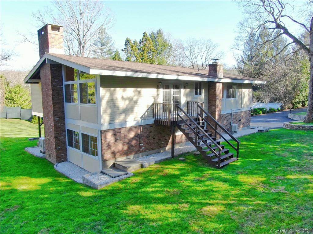 11 Woodbine Road - Photo 1