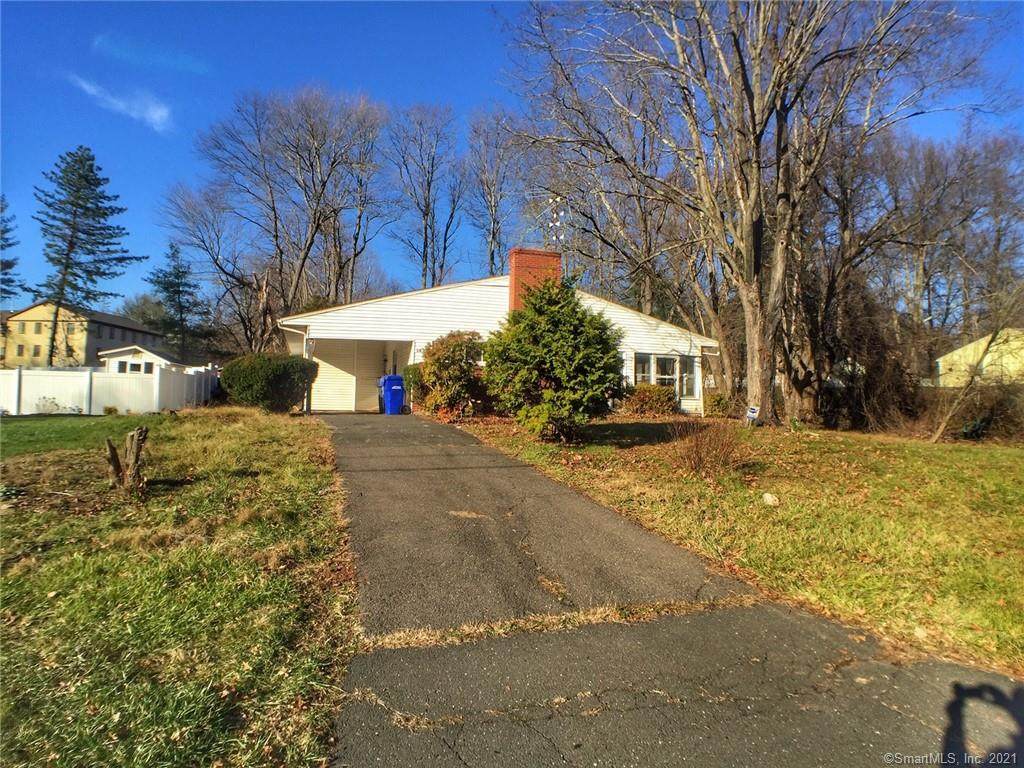 6 Brentwood Drive - Photo 1