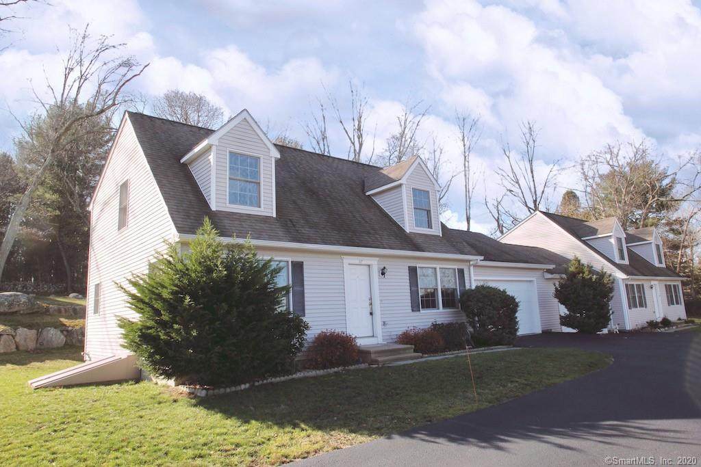27 Crawford Lane - Photo 1