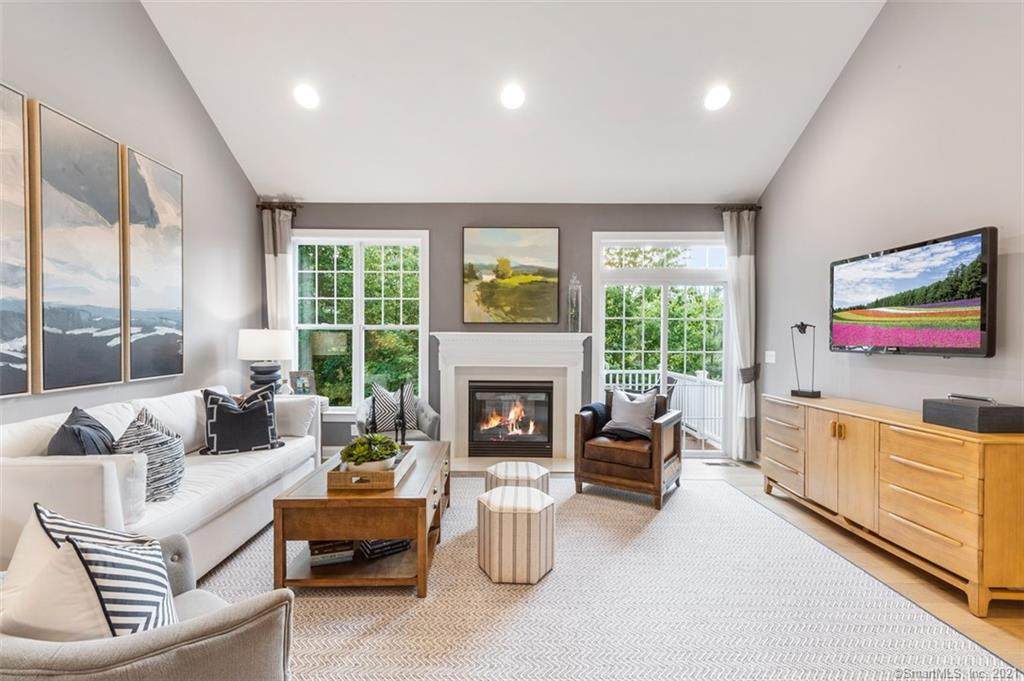 180 Ridgewood Drive - Photo 1