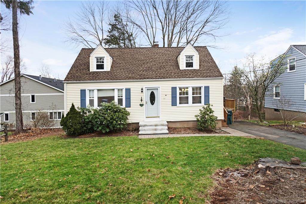 31 Sunnyside Avenue - Photo 1