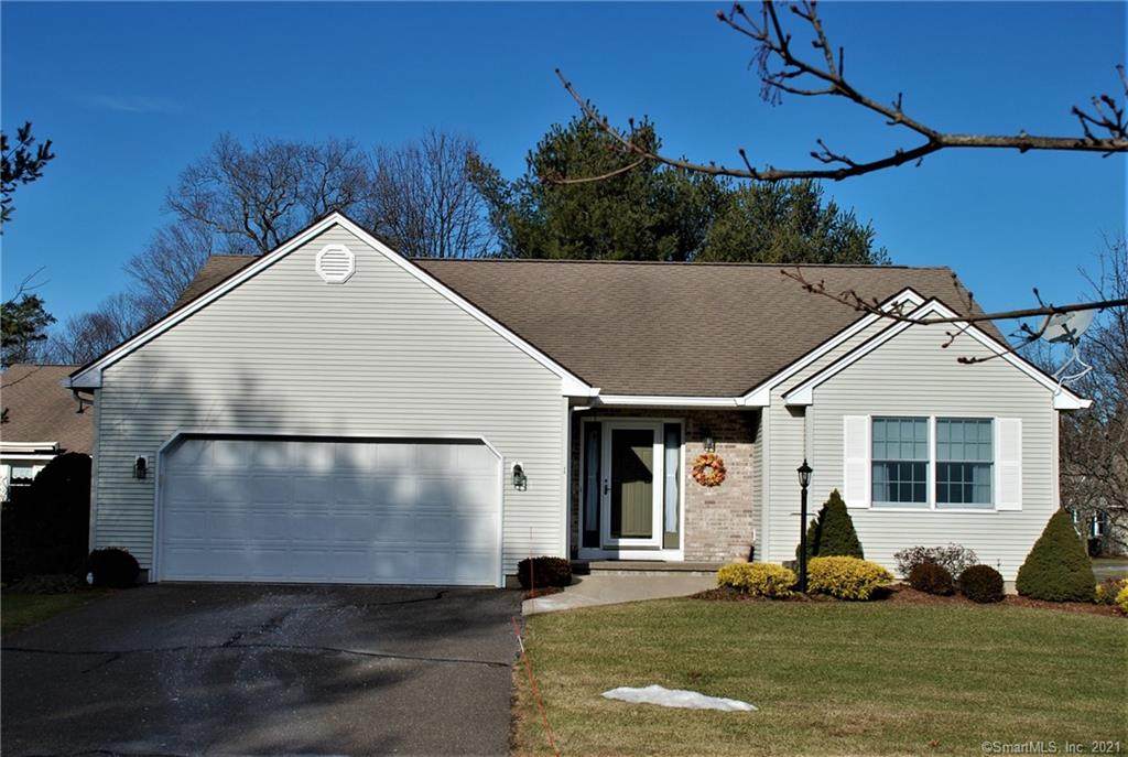 1 Knollwood Circle - Photo 1