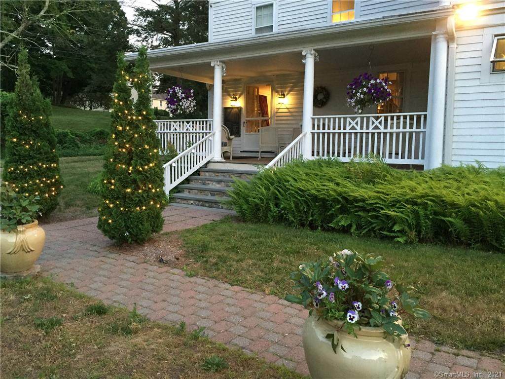 1204 Main Street - Photo 1