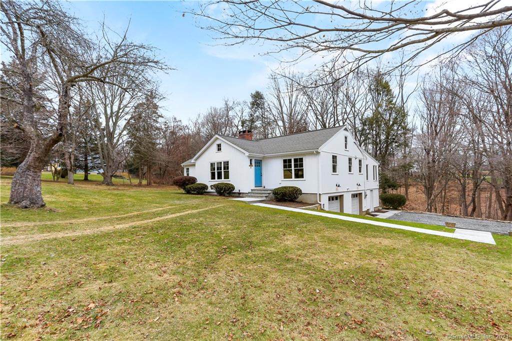 4 Rosewood Drive - Photo 1