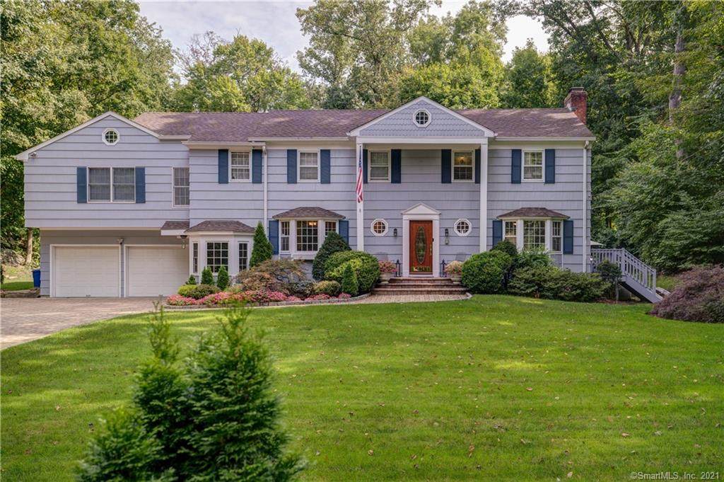 67 Stonehedge Drive - Photo 1