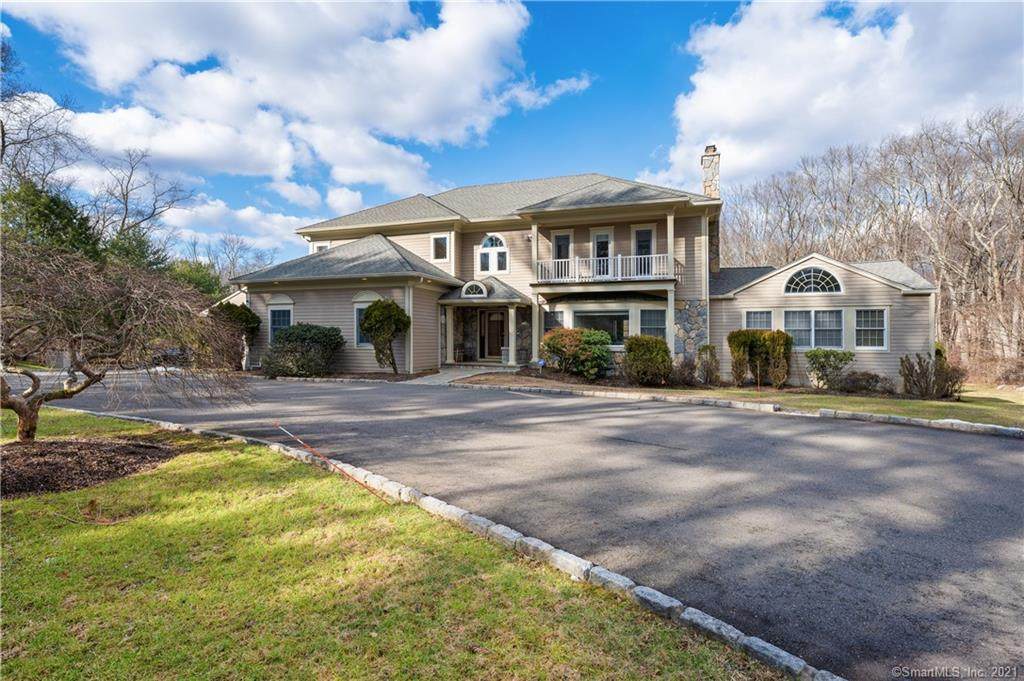 165 Lake Drive - Photo 1